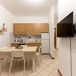 - Centro - Parcheggio Privato Διαμέρισμα