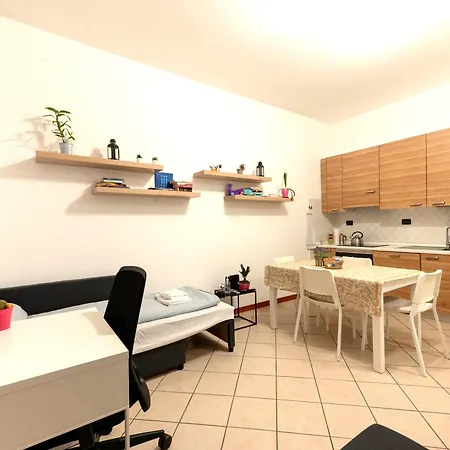 - Centro - Parcheggio Privato Brescia