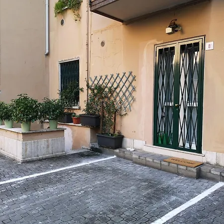 - Centro - Parcheggio Privato Διαμέρισμα